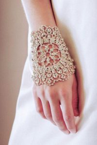 wrist-jewellery