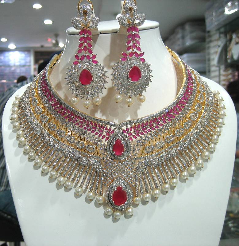 Artificial Jewellery – A must-have for the modern woman!