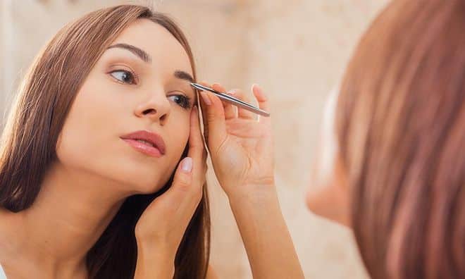 Don’t Repeat These 8 Mistakes in Eyebrow Filing at The Time of Makeup