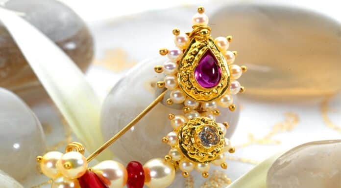 Enhance Your Traditional Look by Trying These Maharashtrian Style Nath Designs