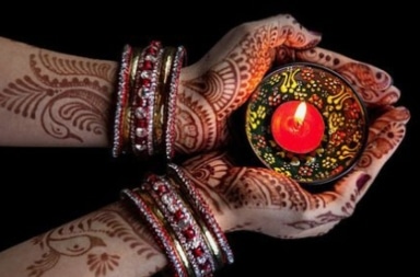 Top 12 Most Influential Diwali Mehndi Design for this Season