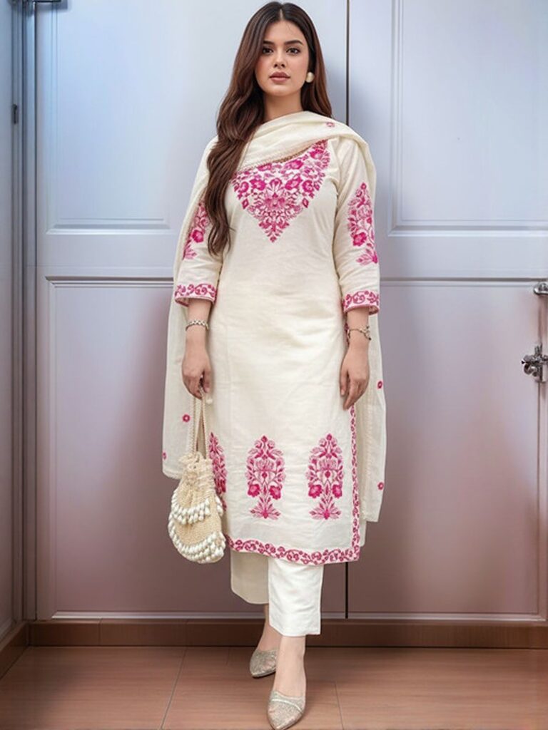 Ethnic Motifs Embroidered Regular Thread Work Kurta With Trousers & With Dupatta