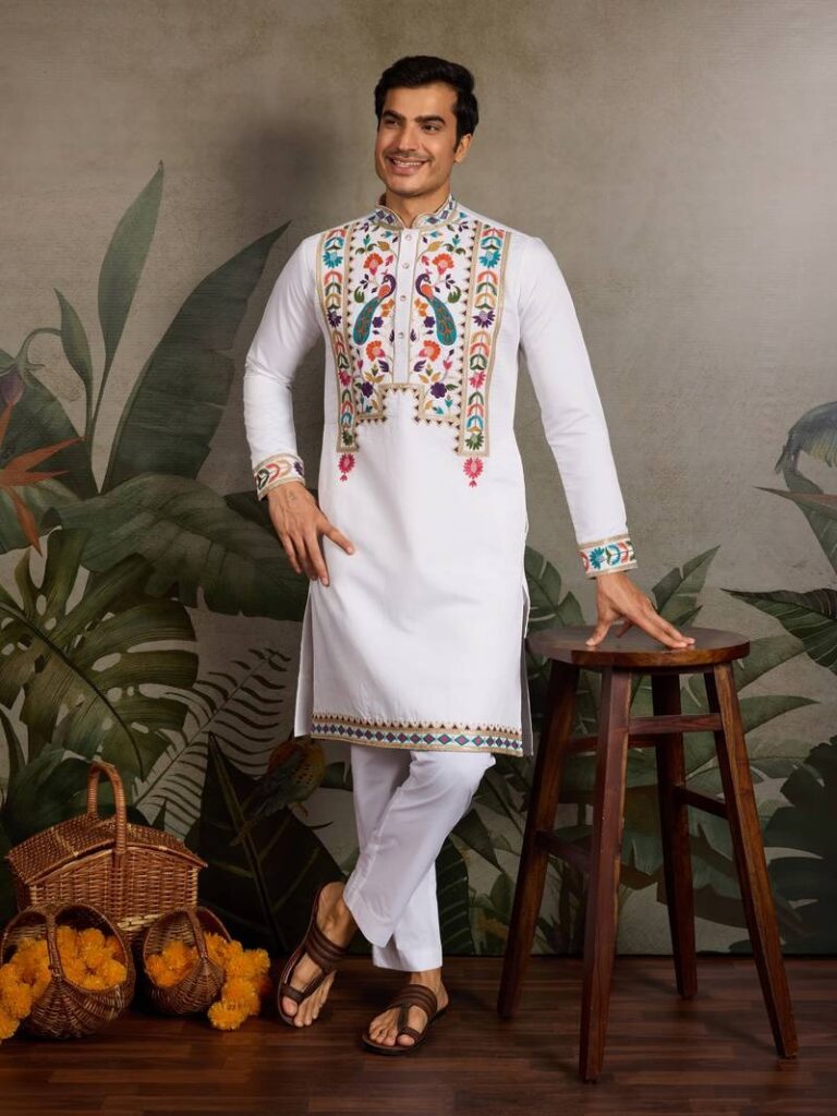White Viscose Silk Thread Embroidered KurtaÂ