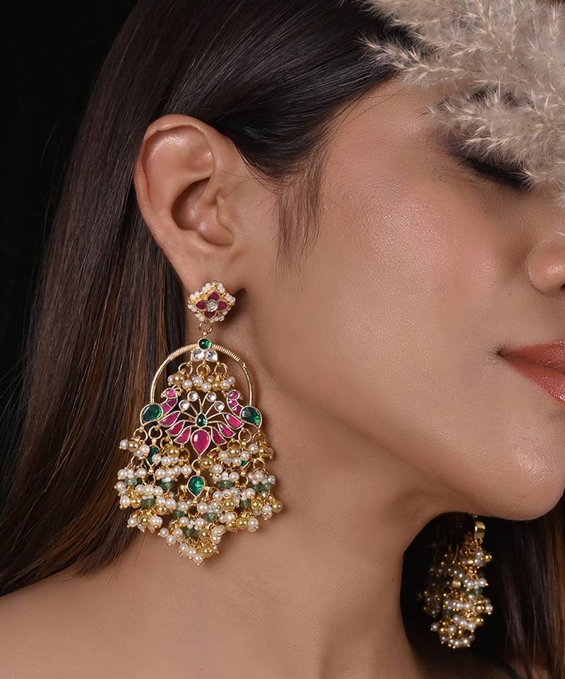 What Jewellery to Wear With Saree